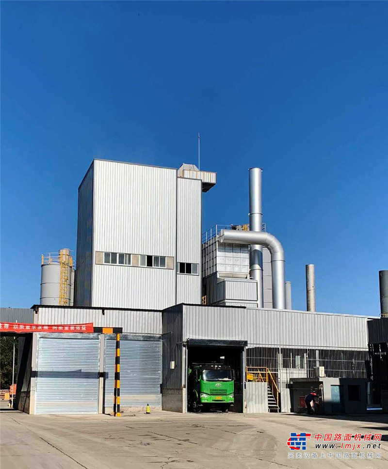 路驰公司 5星级花园工厂助力北京基础设施建设的排头兵